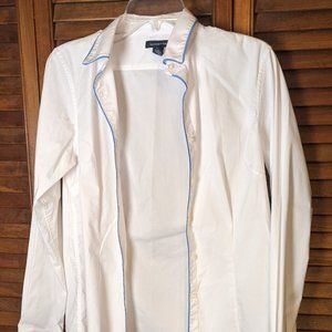 Lands End long slv white shirt
